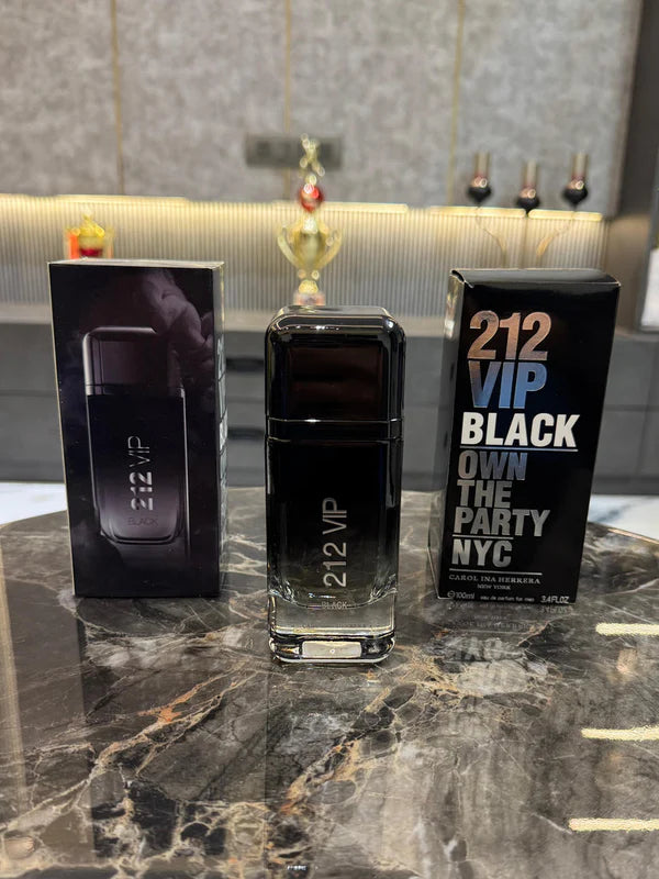 CAROLINA HERRERAA 212 NEW YORK VIP BLACK