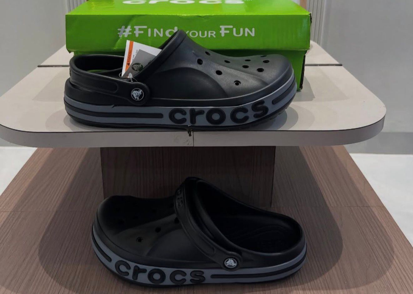 UNISEX CROCS BAYABAND CLOGS SANDAL BLACK GREY