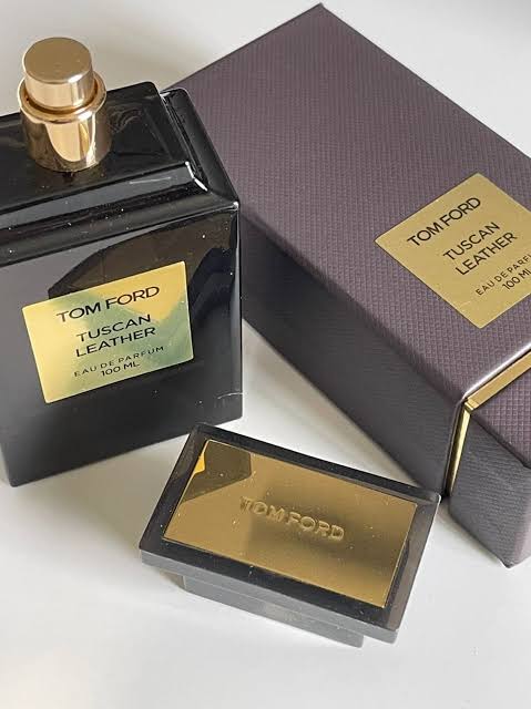 TOM FORDD TUSCAN LEATHER