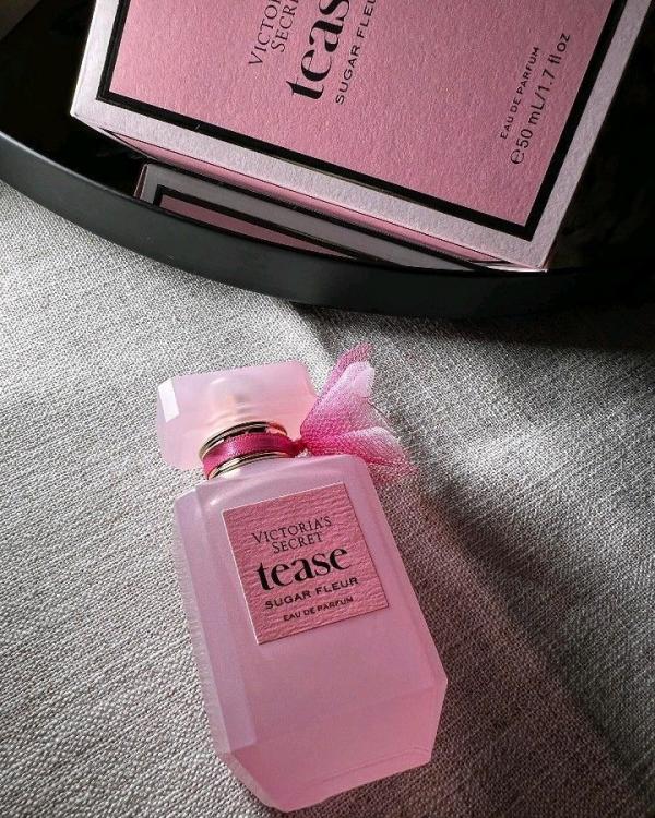 VICTORIAA SECRET TEASE SUGAR FLEUR EDP