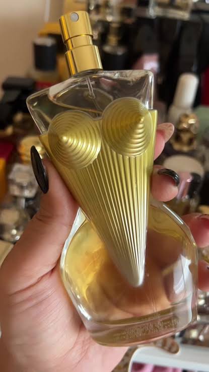 JEEAN PAAUL GAULTIER DIVINE