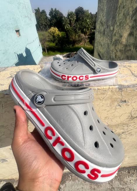 UNISEX CROCS BAYABAND CLOGS SANDAL GREY RED
